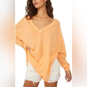 EUC We The Free “On My Mind” Melo Pearl Orange V-Neck Top - Oversized - Sz M